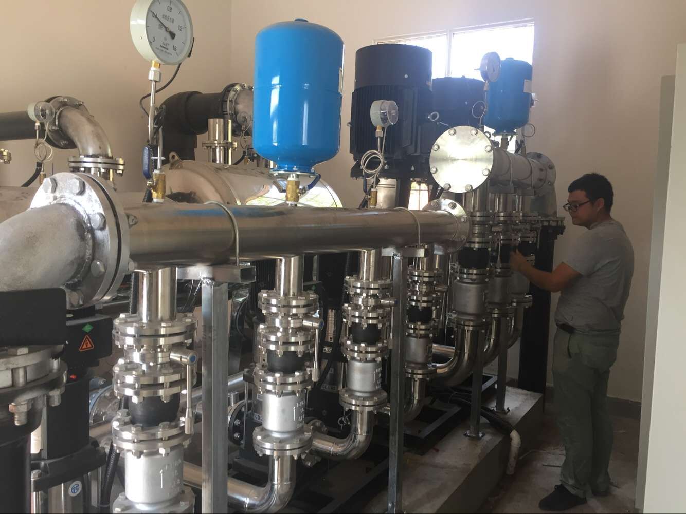 ���ι�ˮ�O(sh��)���е�������ôӋ��